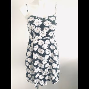 So Heritage spaghetti strap flower sundress
